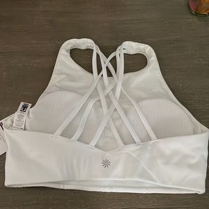 Athleta hyper focused high neck bra NWT size small🌴